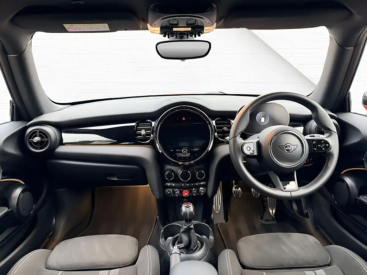 Used 2022 MINI Hatch Cooper Sport Red - Interior and Exterior details 2