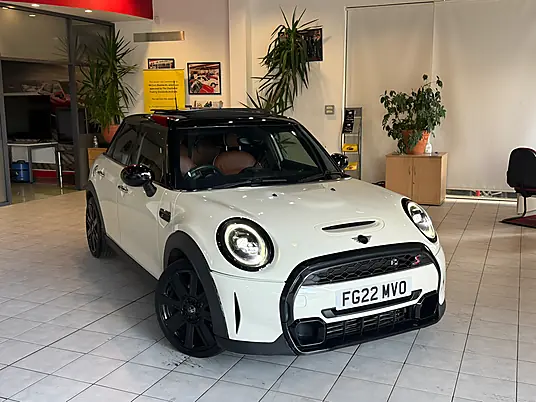 2022 MINI Hatch Cooper S Exclusive