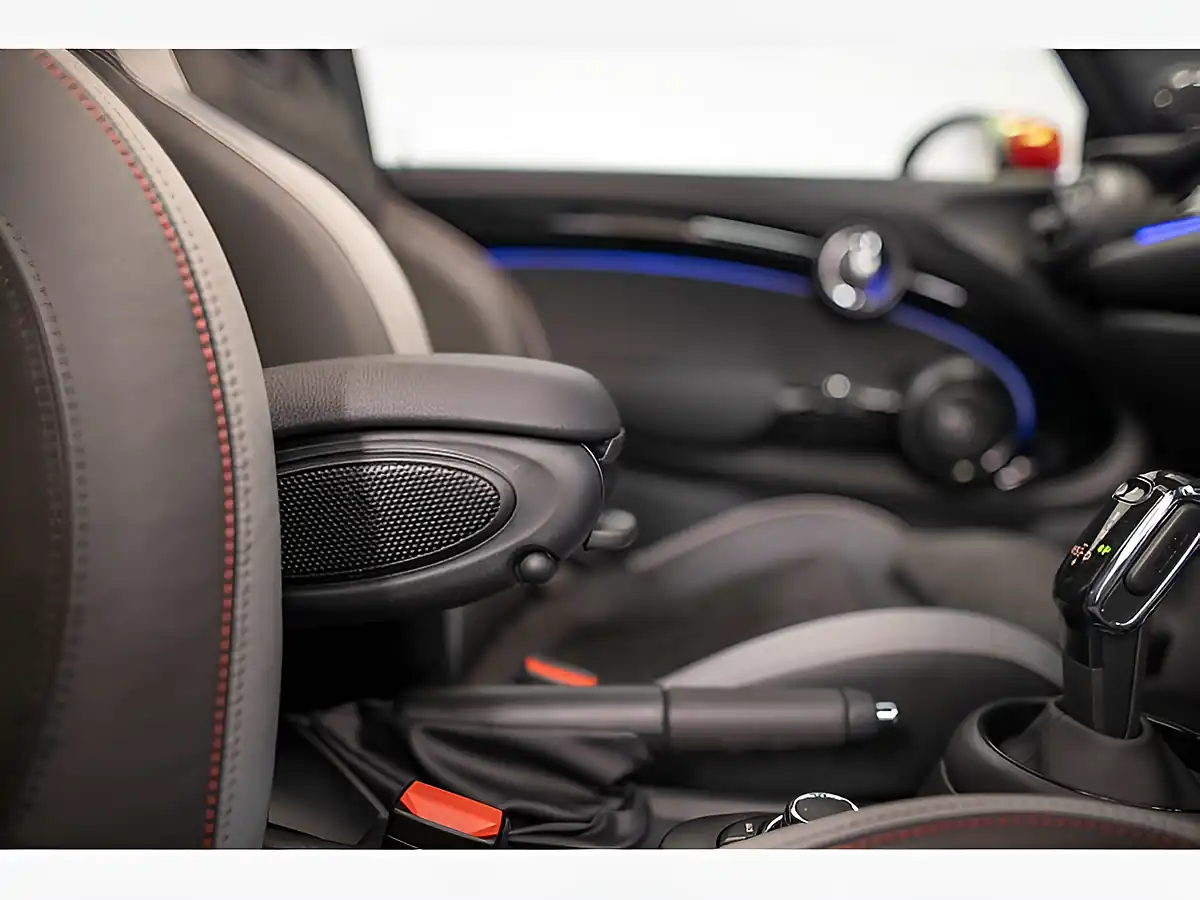Used 2022 MINI Hatch John Cooper Works Black - Interior and Exterior details 8