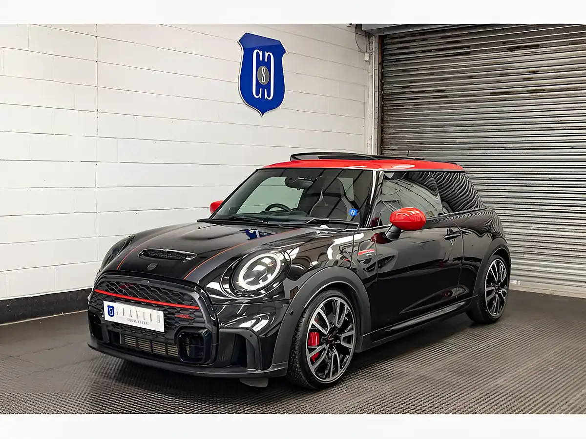 Used 2022 MINI Hatch John Cooper Works Black - Front View