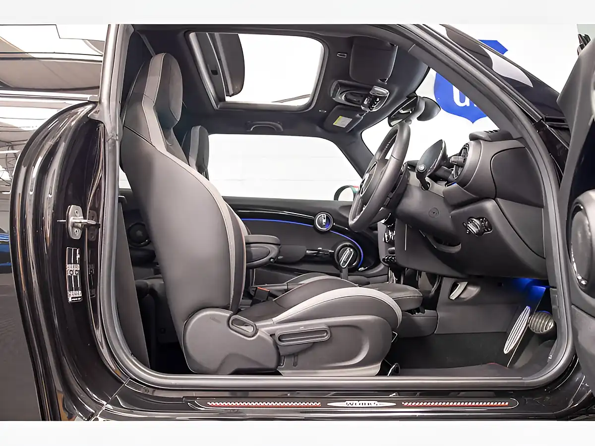 Used 2022 MINI Hatch John Cooper Works Black - Interior and Exterior details 12