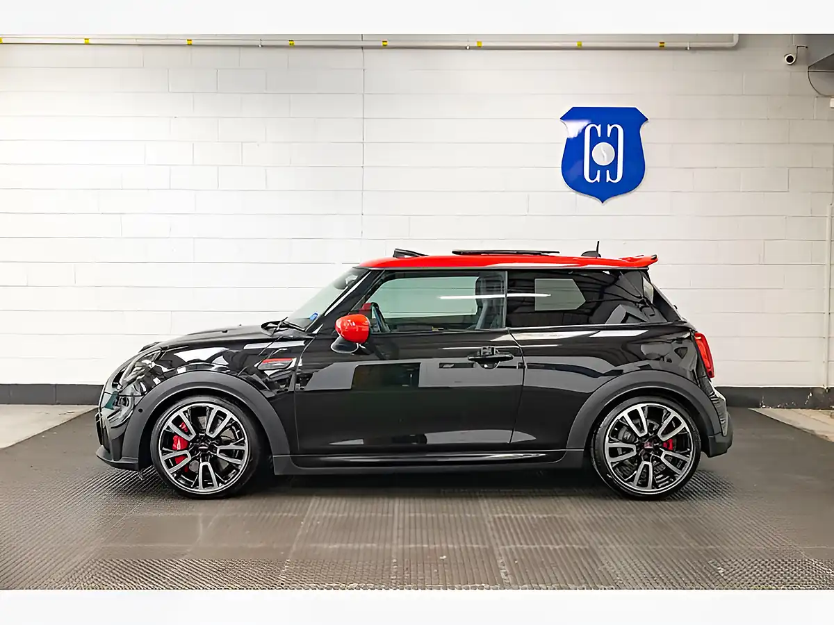 Used 2022 MINI Hatch John Cooper Works Black - Interior and Exterior details 4