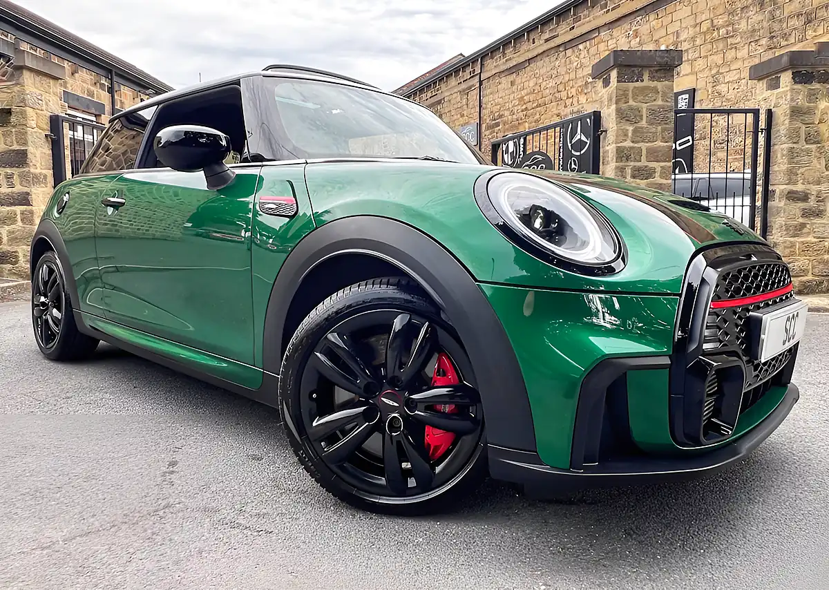 Used 2022 MINI Hatch John Cooper Works British Racing Green - Front View