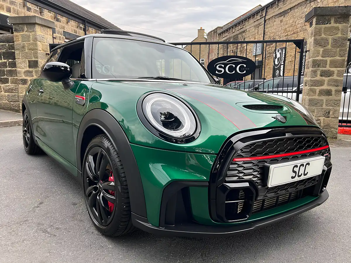 Used 2022 MINI Hatch John Cooper Works British Racing Green - Interior and Exterior details 10
