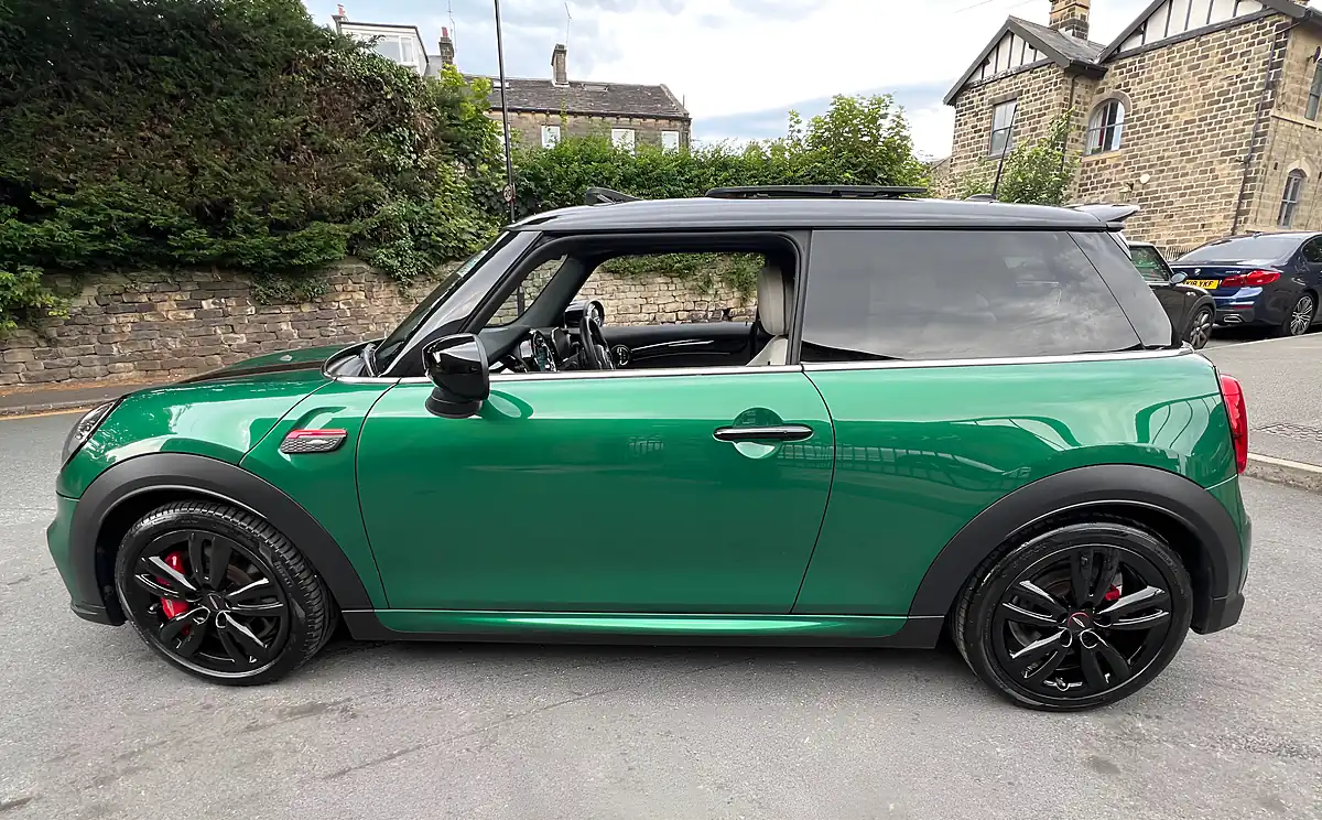 Used 2022 MINI Hatch John Cooper Works British Racing Green - Interior and Exterior details 6