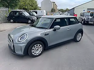 Used 2022 MINI Hatch One Classic Grey - Interior and Exterior details 3