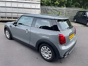 Used 2022 MINI Hatch One Classic Grey - Interior and Exterior details 6
