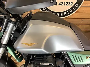 Used 2022 Moto Guzzi V85 Tt Centenary Grey - Interior and Exterior details 12