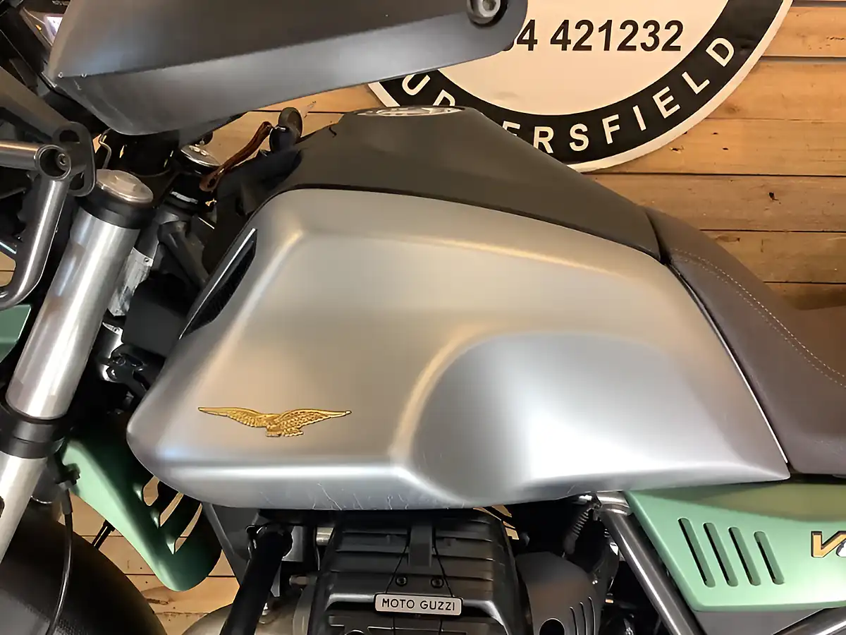 Used 2022 Moto Guzzi V85 Tt Centenary Grey - Interior and Exterior details 12