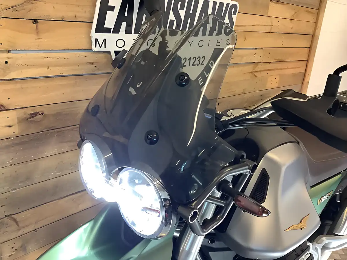 Used 2022 Moto Guzzi V85 Tt Centenary Grey - Interior and Exterior details 16