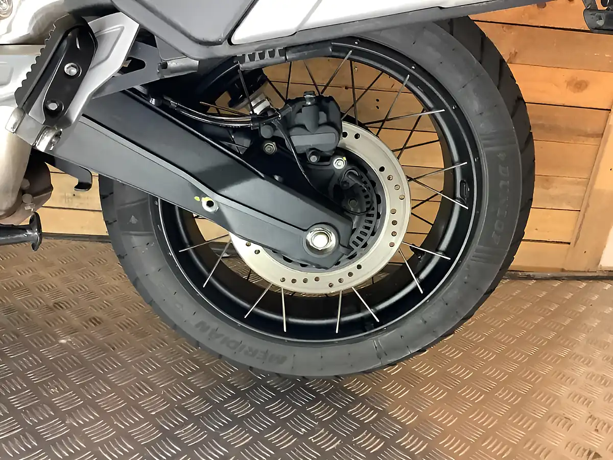 Used 2022 Moto Guzzi V85 Tt Centenary Grey - Interior and Exterior details 20