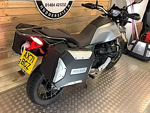 Used 2022 Moto Guzzi V85 Tt Centenary Grey - Interior and Exterior details 4