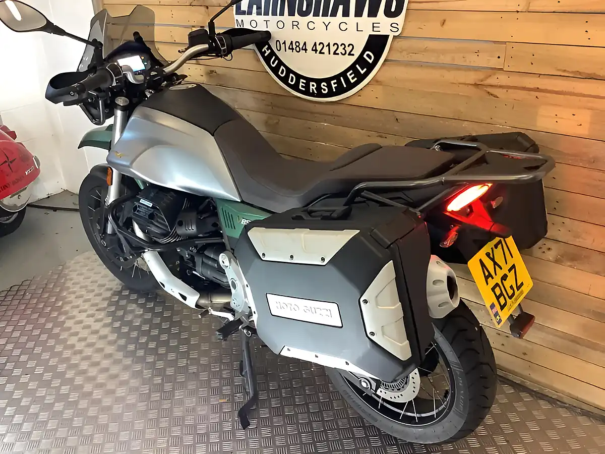 Used 2022 Moto Guzzi V85 Tt Centenary Grey - Interior and Exterior details 6