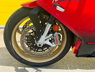 Used 2022 Mv Agusta Superveloce Red - Interior and Exterior details 15