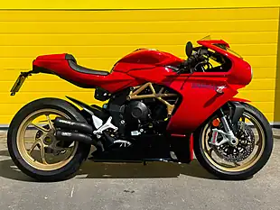 Used 2022 Mv Agusta Superveloce Red - Interior and Exterior details 2