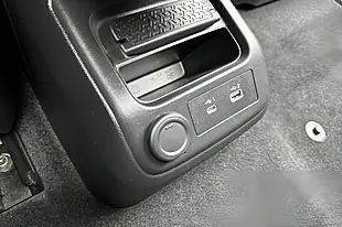 Used 2022 Nissan Ariya Advance Green - Interior and Exterior details 20