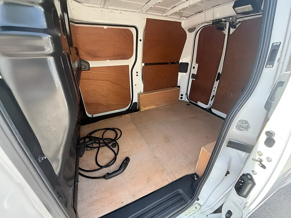 Used 2022 Nissan E-NV200 Acenta White - Interior and Exterior details 17