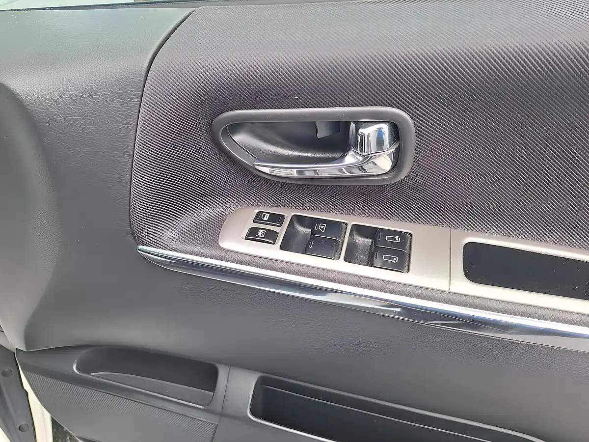 Used 2022 Nissan Elgrand Rider Other - Interior and Exterior details 15