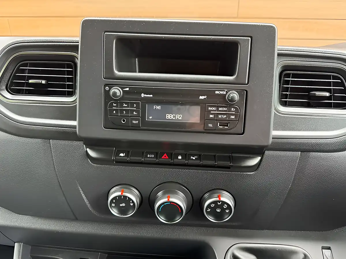 Used 2022 Nissan Interstar Acenta Grey - Interior and Exterior details 18
