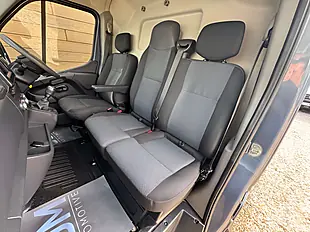 Used 2022 Nissan Interstar Tekna Grey - Interior and Exterior details 19