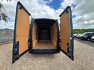 Used 2022 Nissan Interstar Tekna Grey - Interior and Exterior details 4