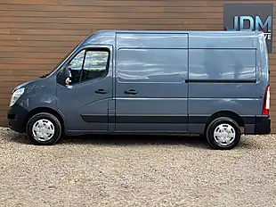 Used 2022 Nissan Interstar Tekna Grey - Interior and Exterior details 7