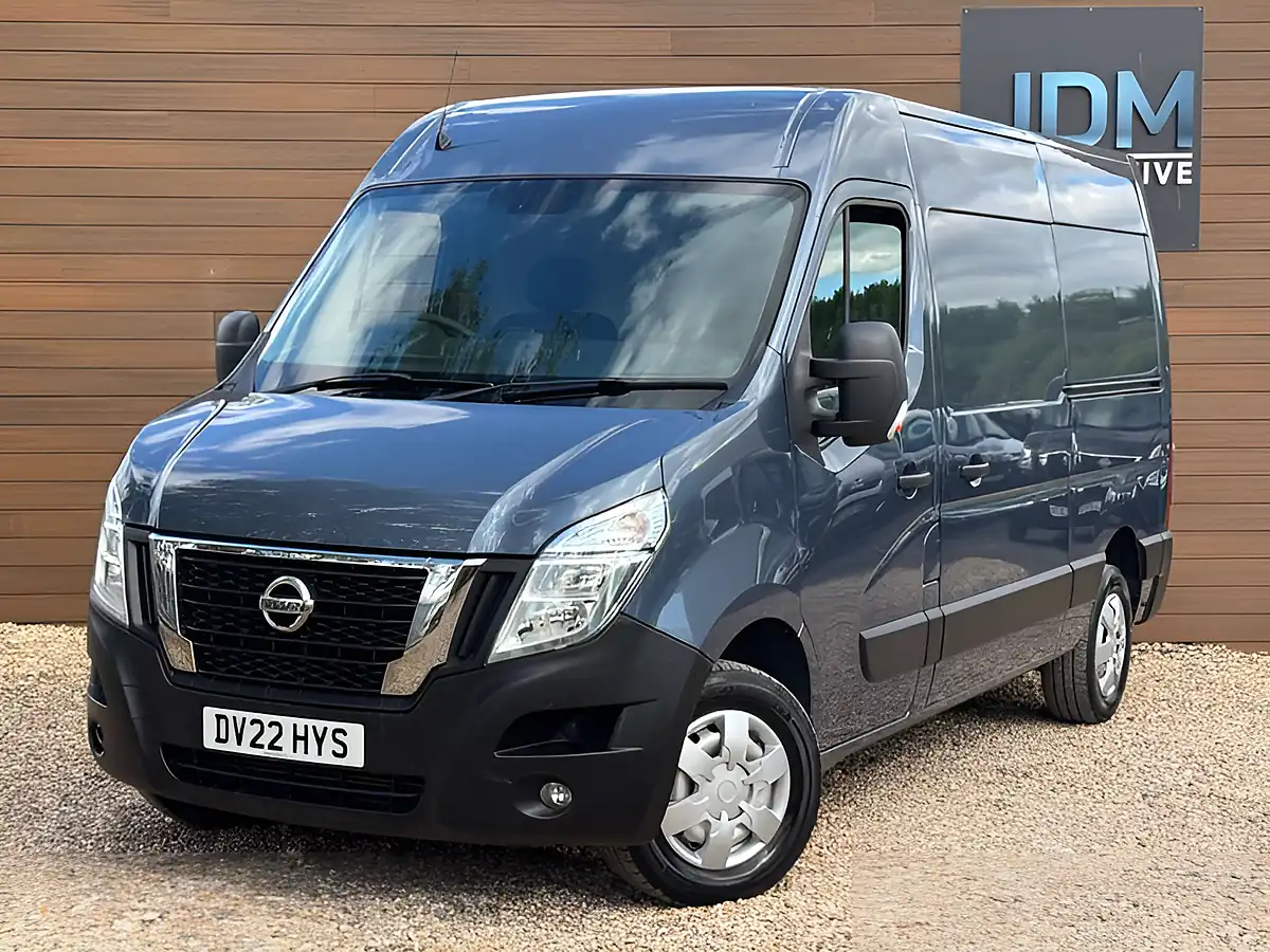 Used 2022 Nissan Interstar Tekna Grey - Interior and Exterior details 8