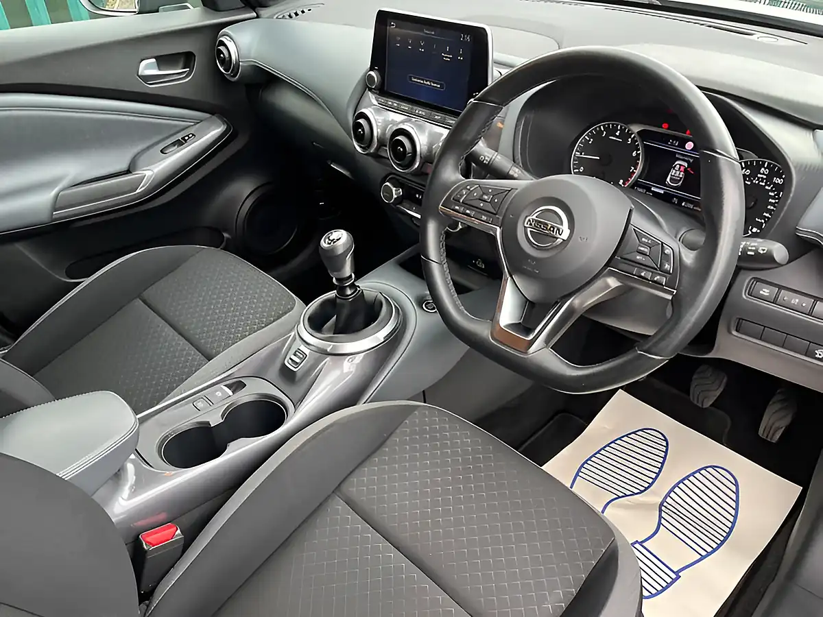Used 2022 Nissan Juke N-Connecta Black - Interior and Exterior details 12