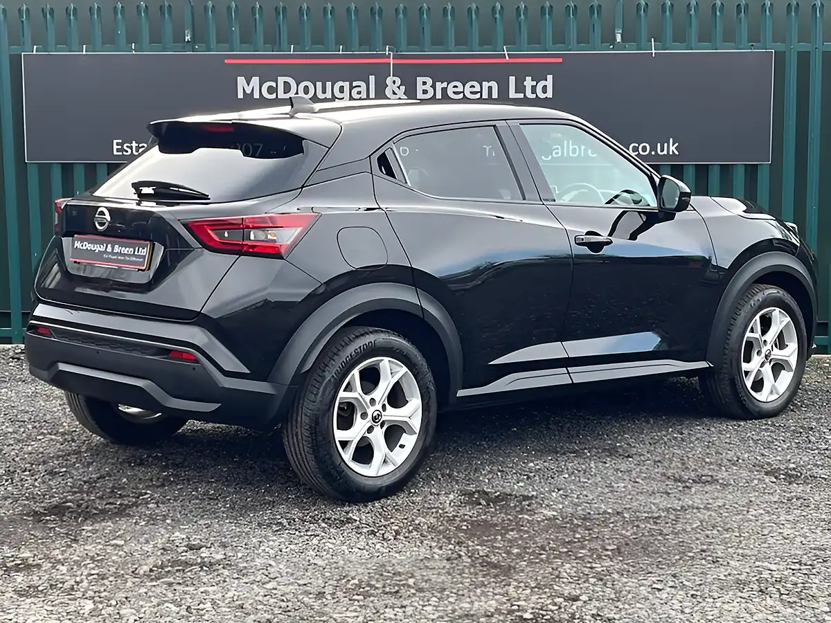 Used 2022 Nissan Juke N-Connecta Black - Interior and Exterior details 5