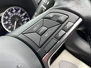Used 2022 Nissan Juke N-Connecta Black - Interior and Exterior details 13