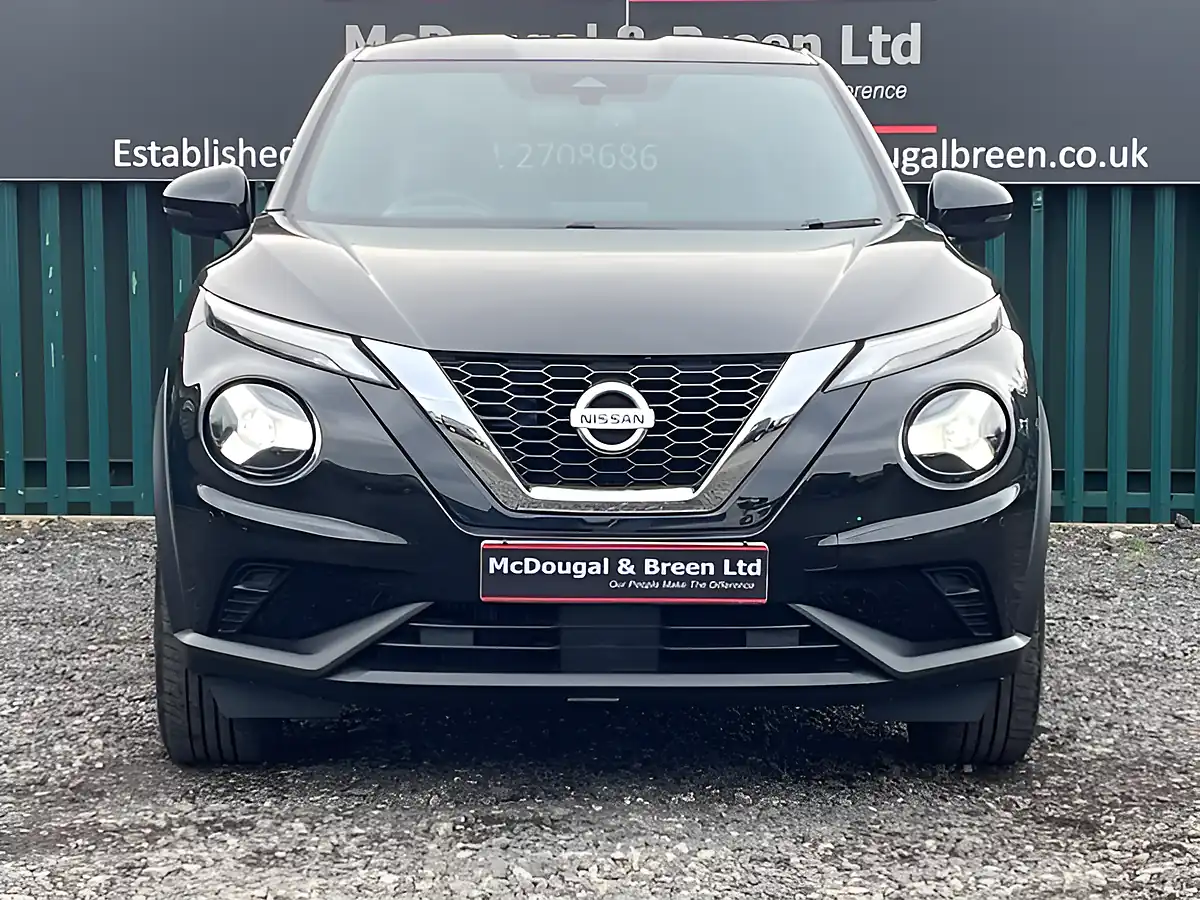 Used 2022 Nissan Juke N-Connecta Black - Interior and Exterior details 8