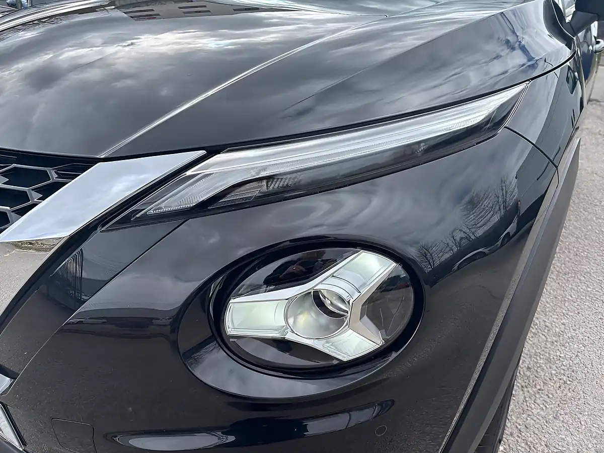 Used 2022 Nissan Juke N-Connecta Black - Interior and Exterior details 19