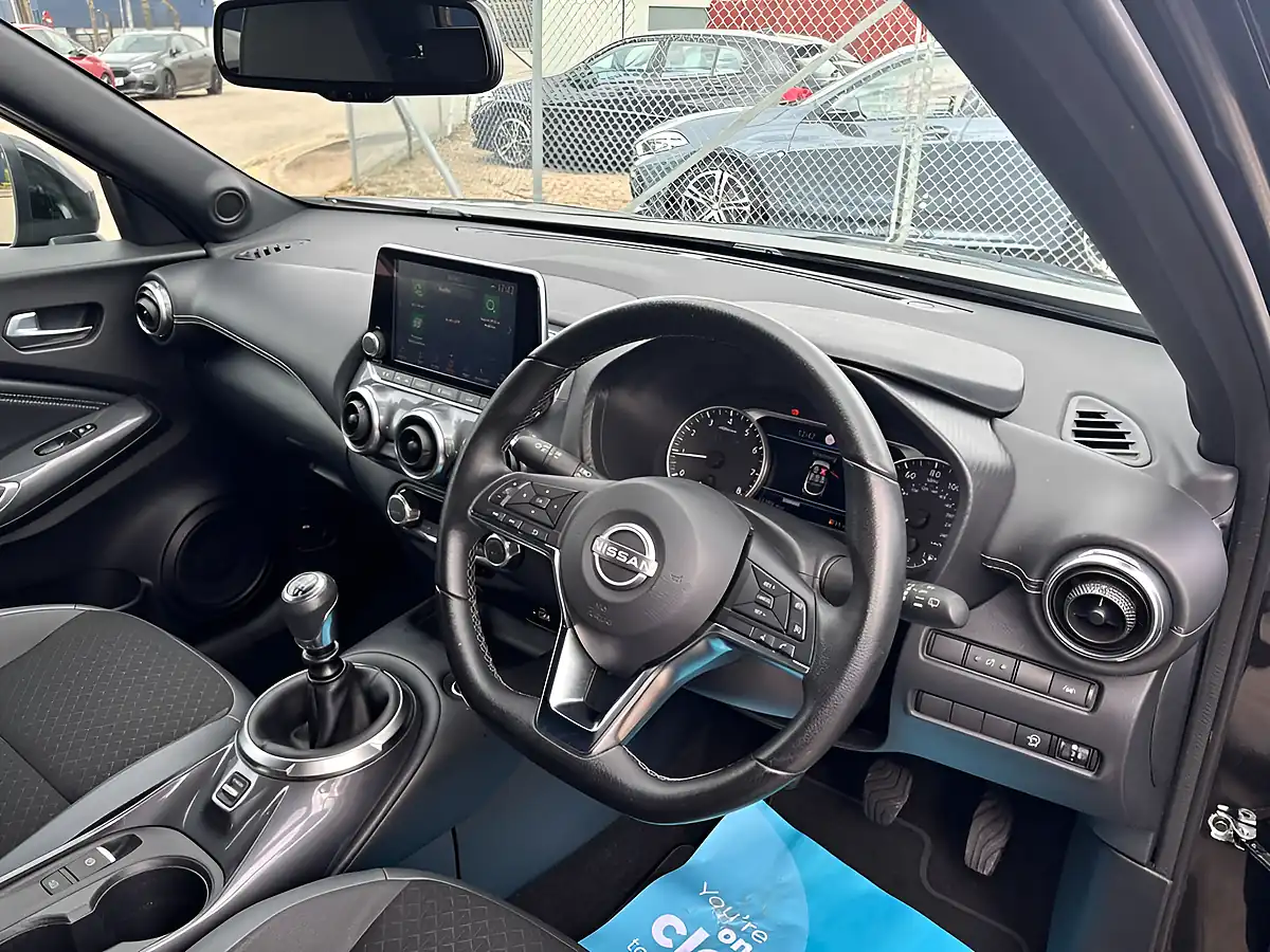 Used 2022 Nissan Juke N-Connecta Black - Interior and Exterior details 3