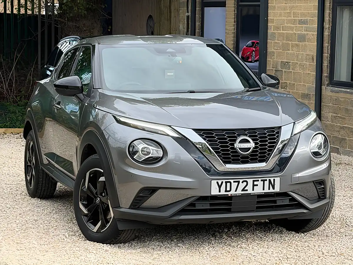 Used 2022 Nissan Juke N-Connecta Grey - Interior and Exterior details 18