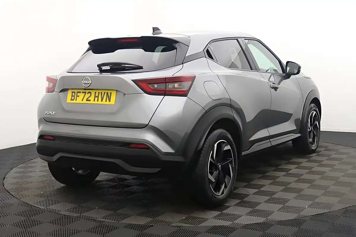 Used 2022 Nissan Juke N-Connecta Grey - Interior and Exterior details 5