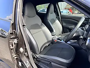 Used 2022 Nissan Juke N-Connecta Pearl Black - Interior and Exterior details 3