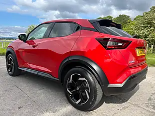 Used 2022 Nissan Juke N-Connecta Red - Interior and Exterior details 12