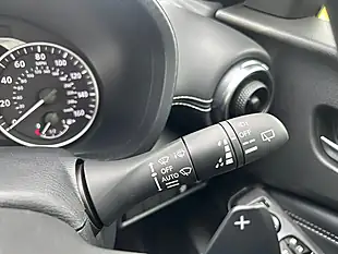 Used 2022 Nissan Juke N-Connecta Red - Interior and Exterior details 19