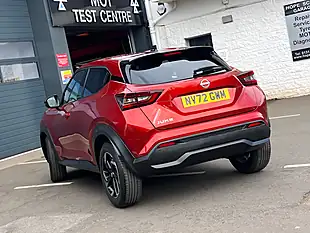 Used 2022 Nissan Juke N-Connecta Red - Interior and Exterior details 15