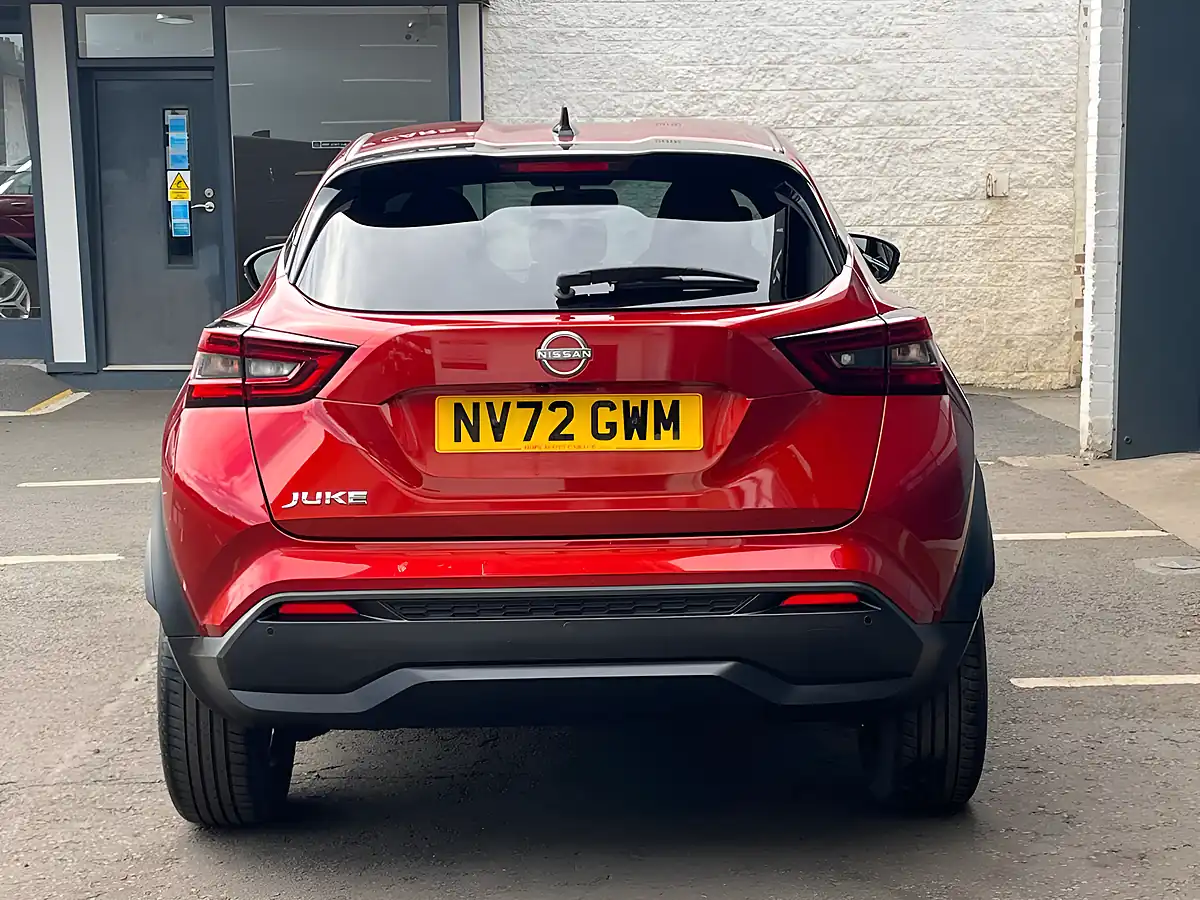 Used 2022 Nissan Juke N-Connecta Red - Interior and Exterior details 18