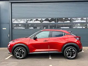 Used 2022 Nissan Juke N-Connecta Red - Interior and Exterior details 2