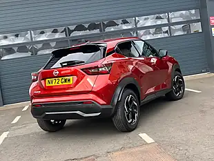 Used 2022 Nissan Juke N-Connecta Red - Interior and Exterior details 5