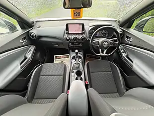 Used 2022 Nissan Juke N-Connecta White - Interior and Exterior details 10