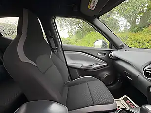Used 2022 Nissan Juke N-Connecta White - Interior and Exterior details 13