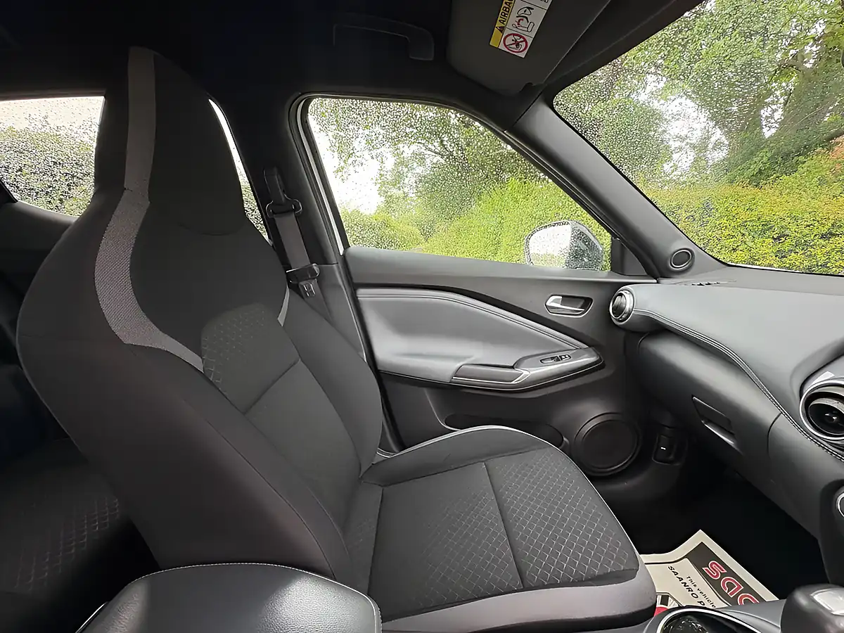 Used 2022 Nissan Juke N-Connecta White - Interior and Exterior details 13