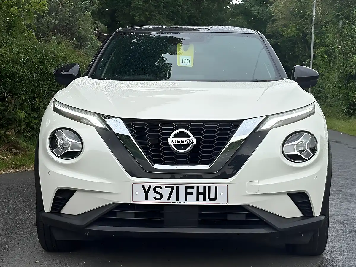 Used 2022 Nissan Juke N-Connecta White - Interior and Exterior details 2