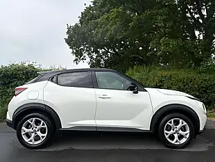Used 2022 Nissan Juke N-Connecta White - Interior and Exterior details 5