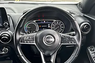 Used 2022 Nissan Juke N-Connecta White - Interior and Exterior details 10