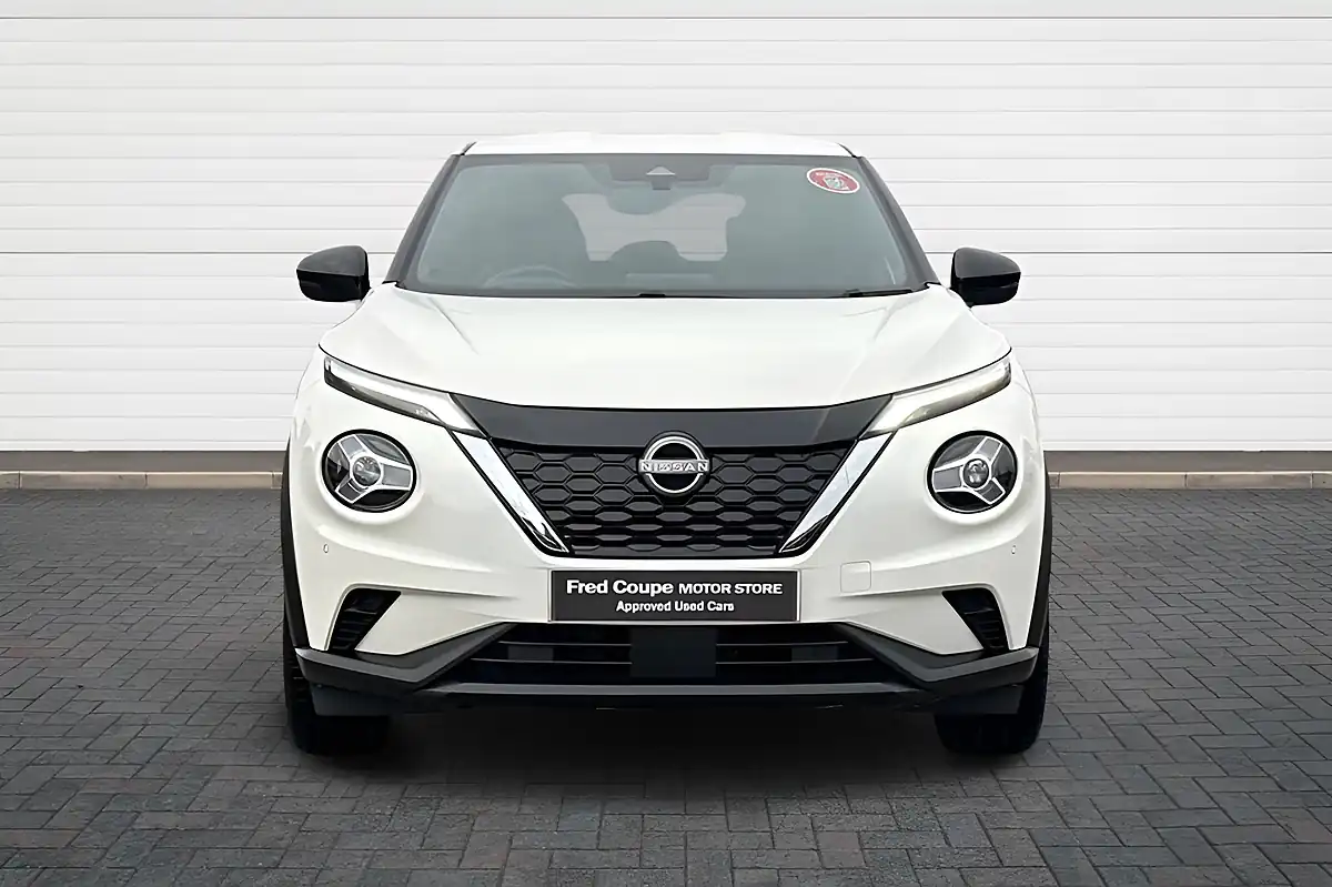 Used 2022 Nissan Juke N-Connecta White - Interior and Exterior details 8