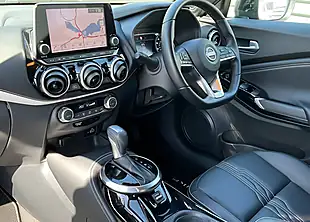 Used 2022 Nissan Juke Premiere Edition Black - Interior and Exterior details 11